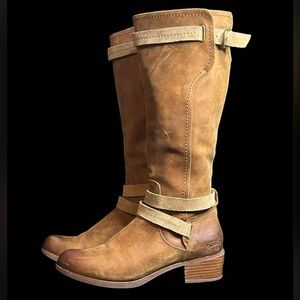 UGG  DARCIE TALL RIDING BOOTS  WOMEN's 10 Brown DISTRESSED LEATHER
